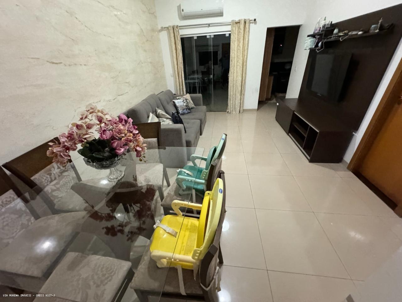 Casa à venda com 2 quartos, 180m² - Foto 4