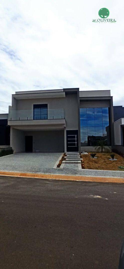 Sobrado à venda com 3 quartos, 285m² - Foto 1