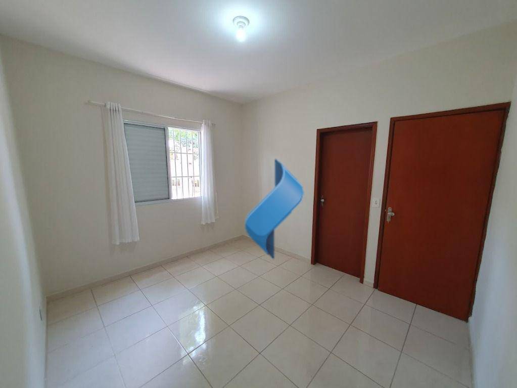 Apartamento para alugar com 3 quartos, 81m² - Foto 10