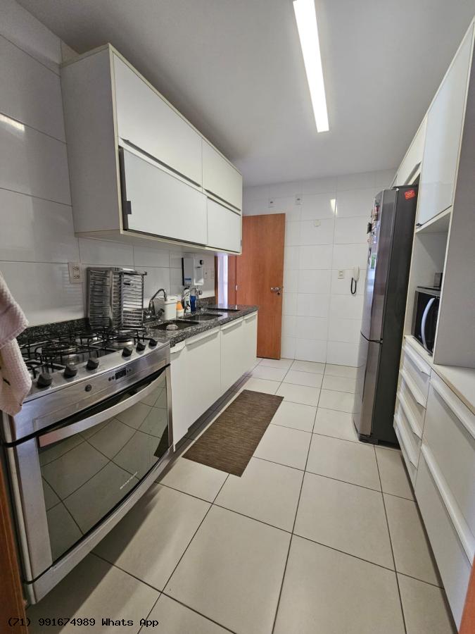 Apartamento para alugar com 3 quartos, 155m² - Foto 2