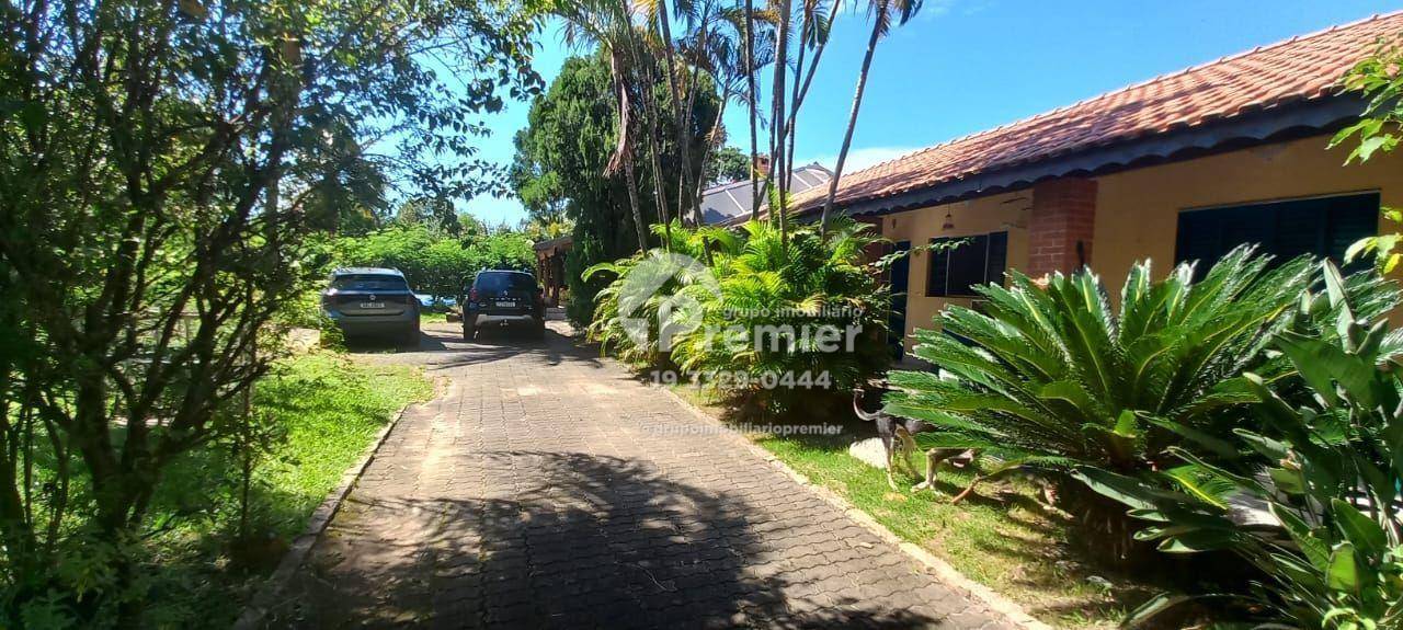 Chácara, 3 quartos, 1080 m² - Foto 2