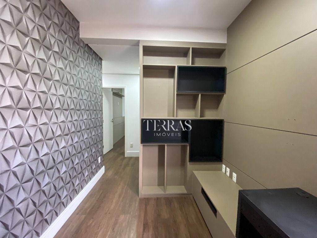 Apartamento à venda com 3 quartos, 134m² - Foto 17