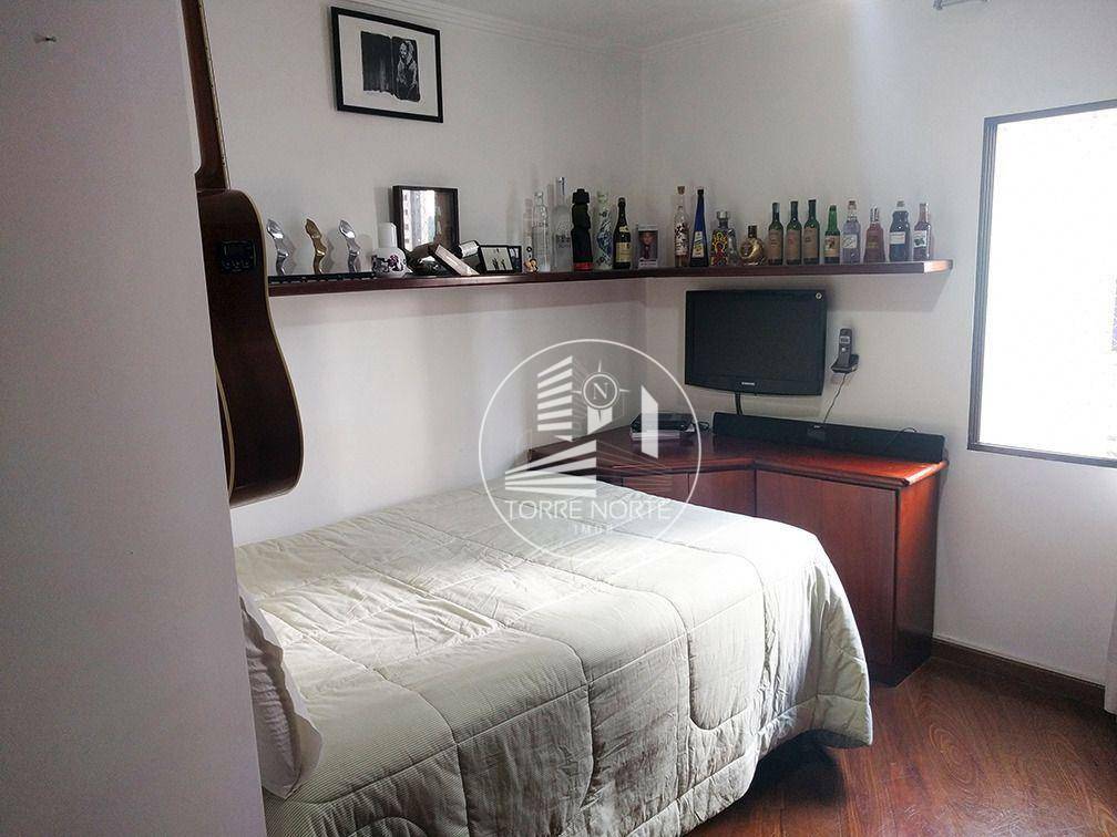 Apartamento à venda com 3 quartos, 125m² - Foto 15