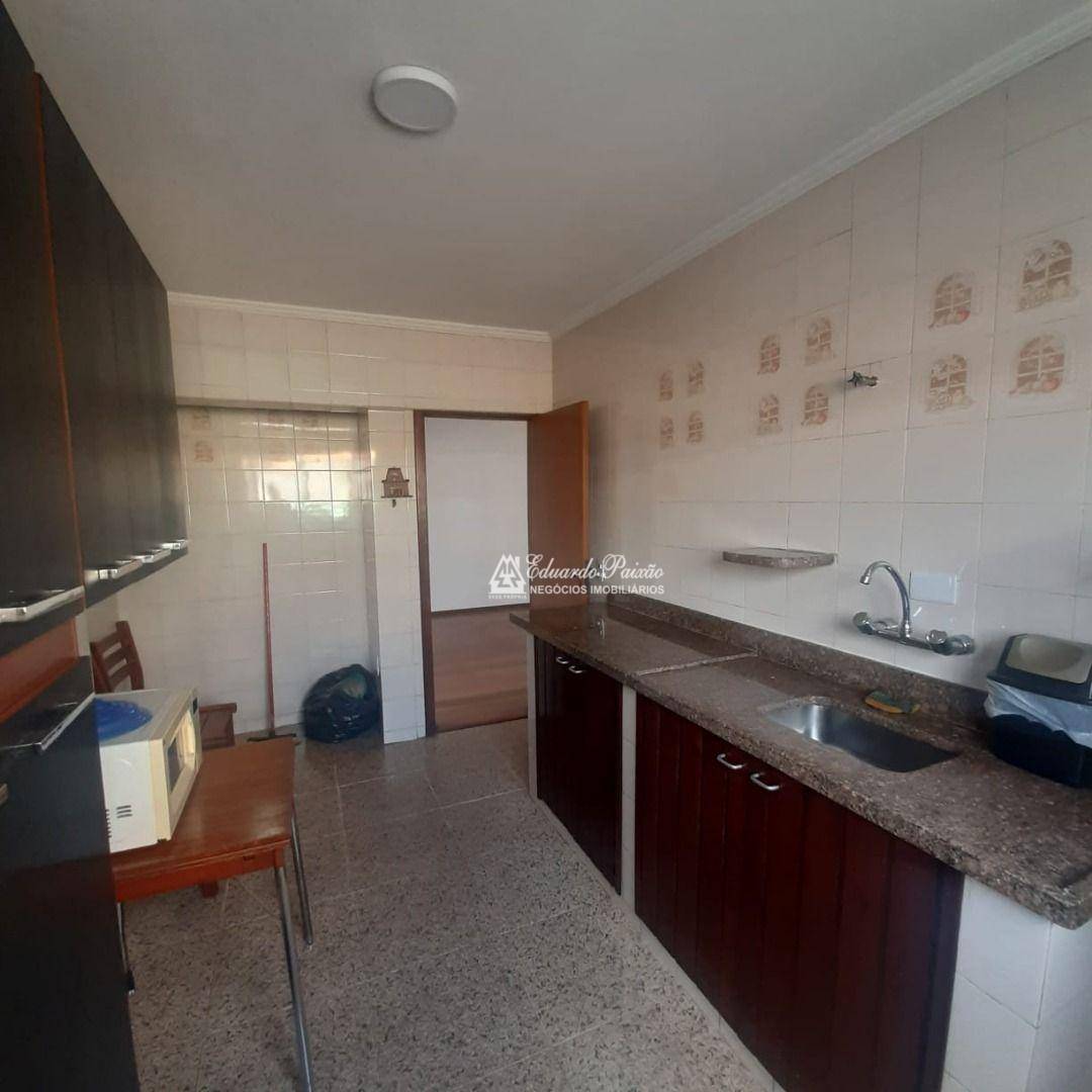 Apartamento para alugar com 2 quartos, 100m² - Foto 15