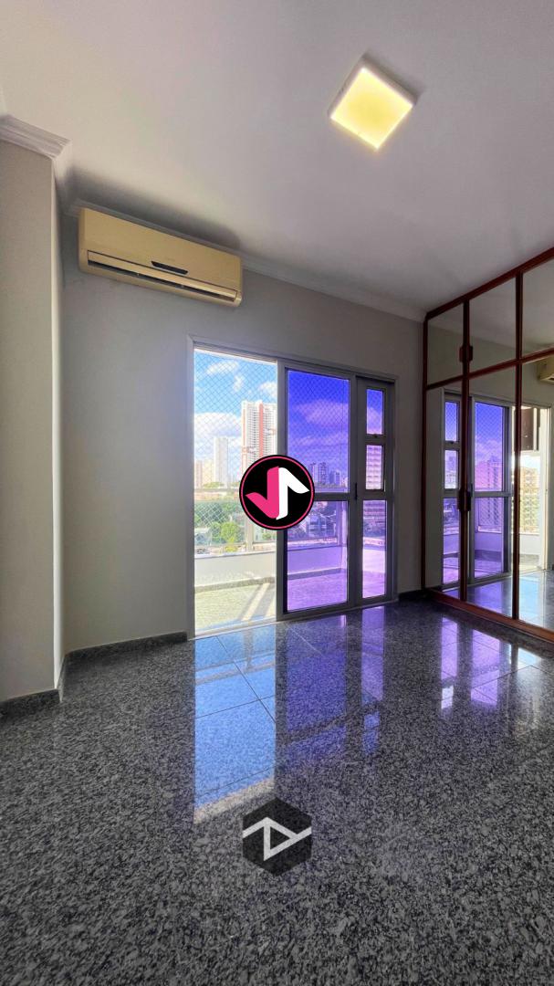 Apartamento à venda com 4 quartos, 186m² - Foto 2