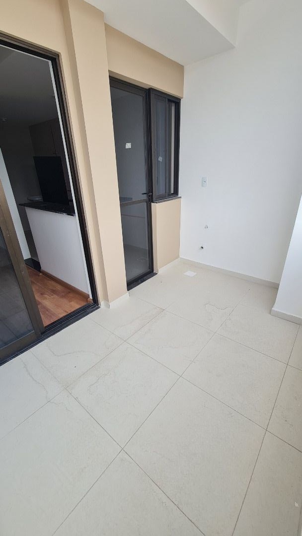 Apartamento à venda com 2 quartos, 70m² - Foto 9