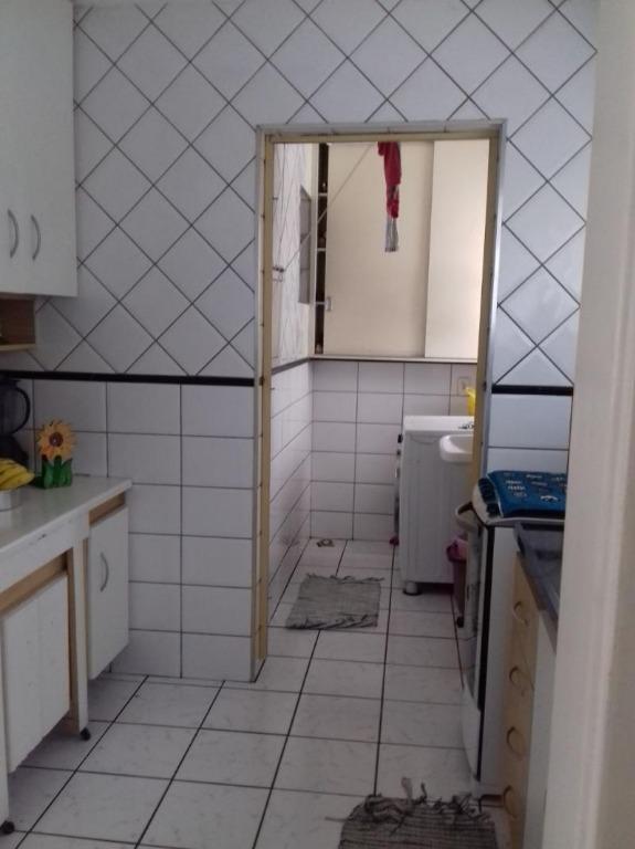 Apartamento à venda com 3 quartos, 76m² - Foto 19