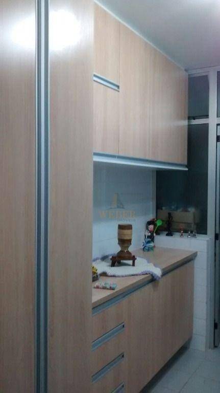 Apartamento à venda com 2 quartos, 61m² - Foto 17