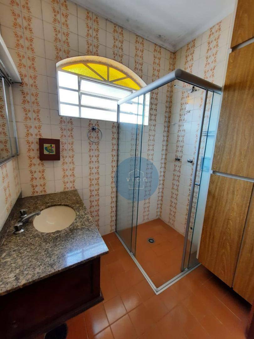 Casa à venda com 4 quartos, 220m² - Foto 20