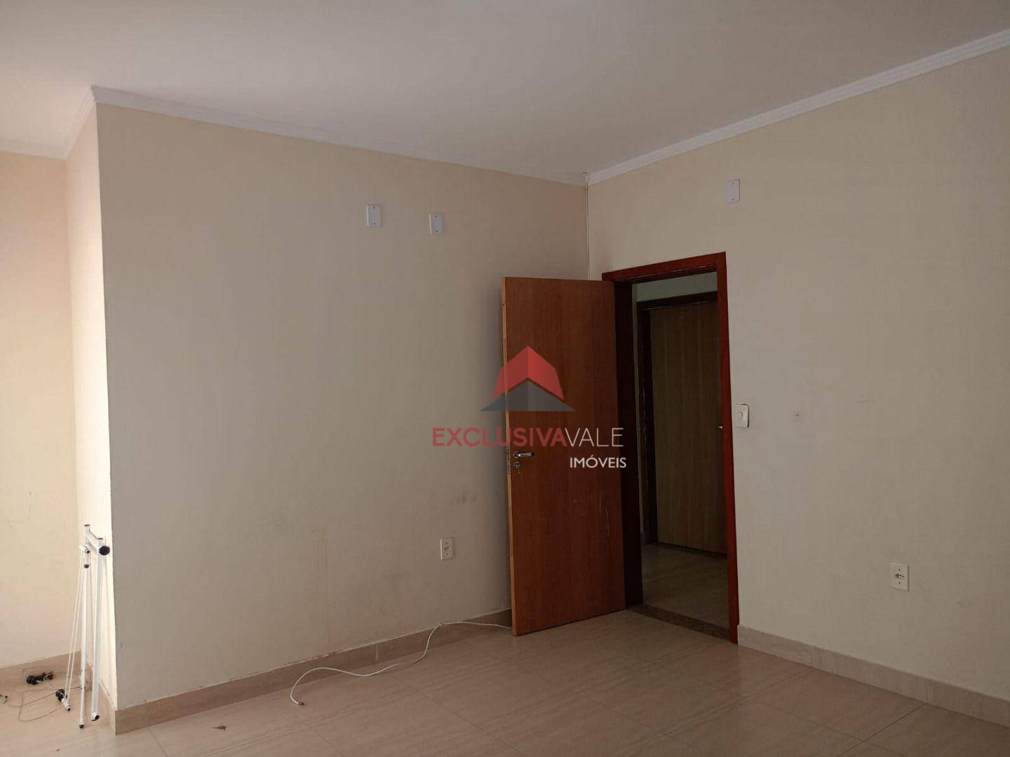 Casa à venda com 4 quartos, 120m² - Foto 24