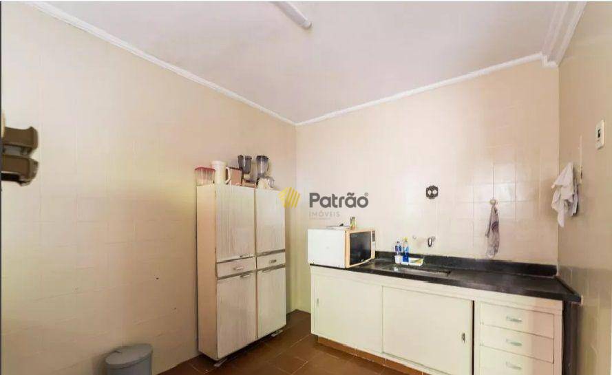 Casa à venda e aluguel com 5 quartos, 166m² - Foto 23