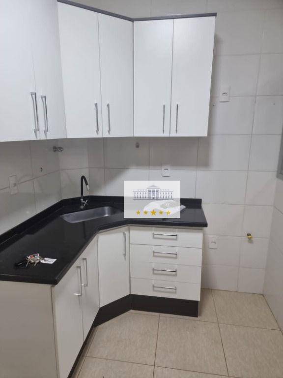 Apartamento à venda com 2 quartos, 82m² - Foto 3