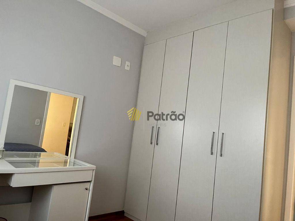 Apartamento à venda com 3 quartos, 107m² - Foto 8