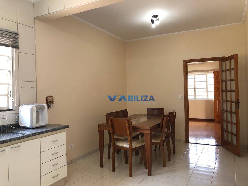 Casa à venda com 2 quartos, 140m² - Foto 13