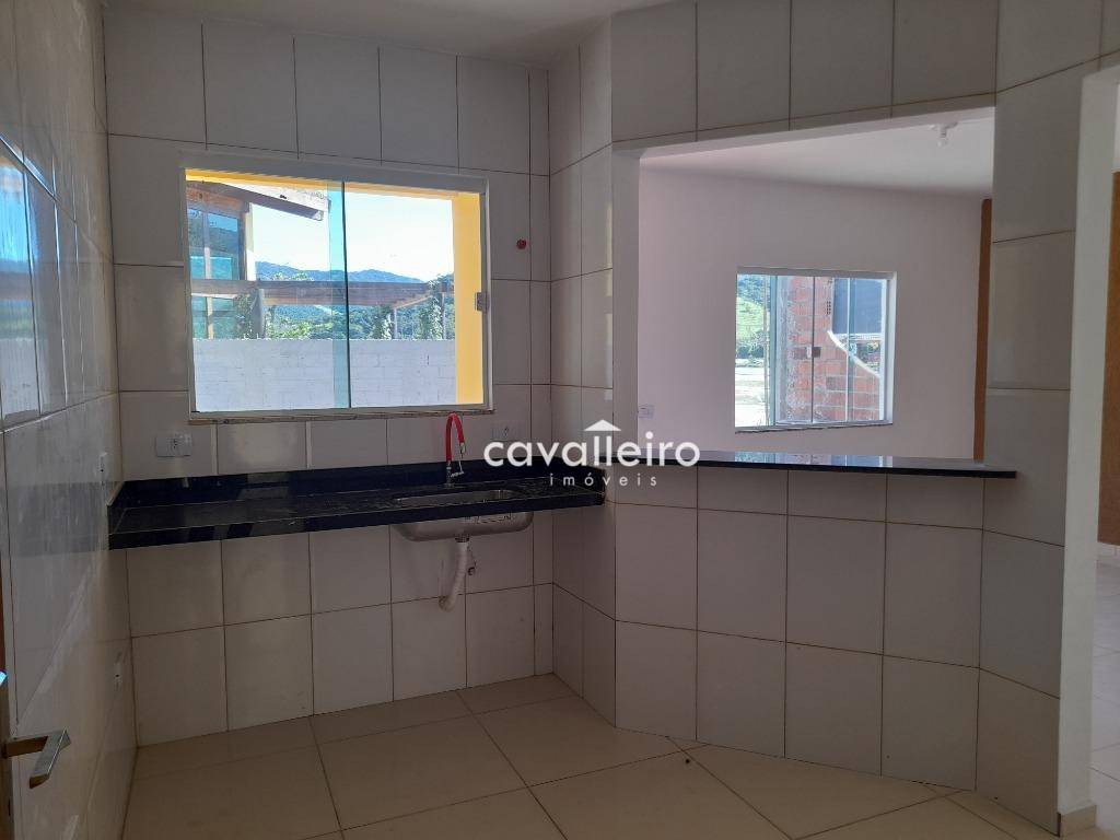 Casa à venda com 2 quartos, 60m² - Foto 8