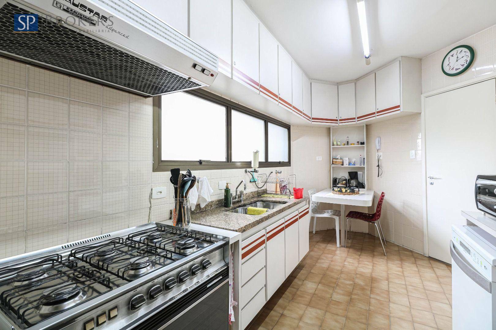 Apartamento à venda com 4 quartos, 173m² - Foto 14