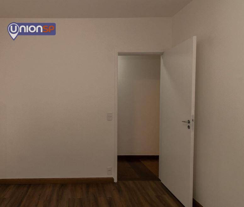 Apartamento à venda com 2 quartos, 63m² - Foto 8