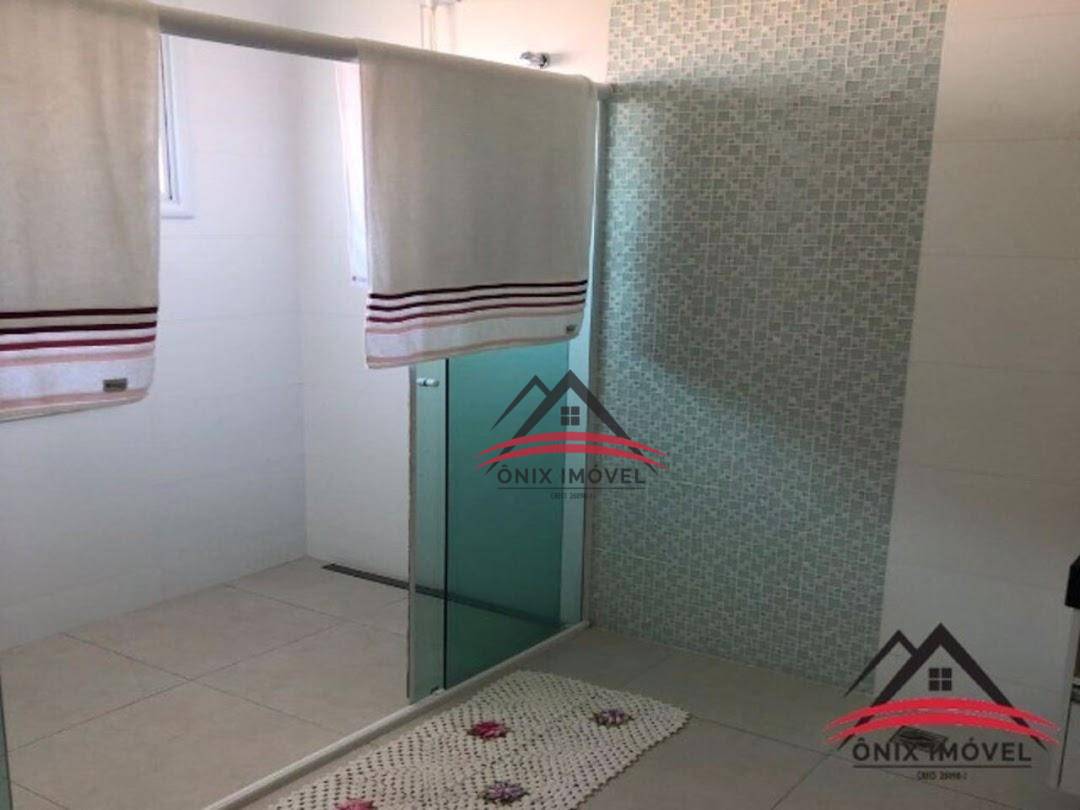 Casa de Condomínio à venda com 5 quartos, 700m² - Foto 9