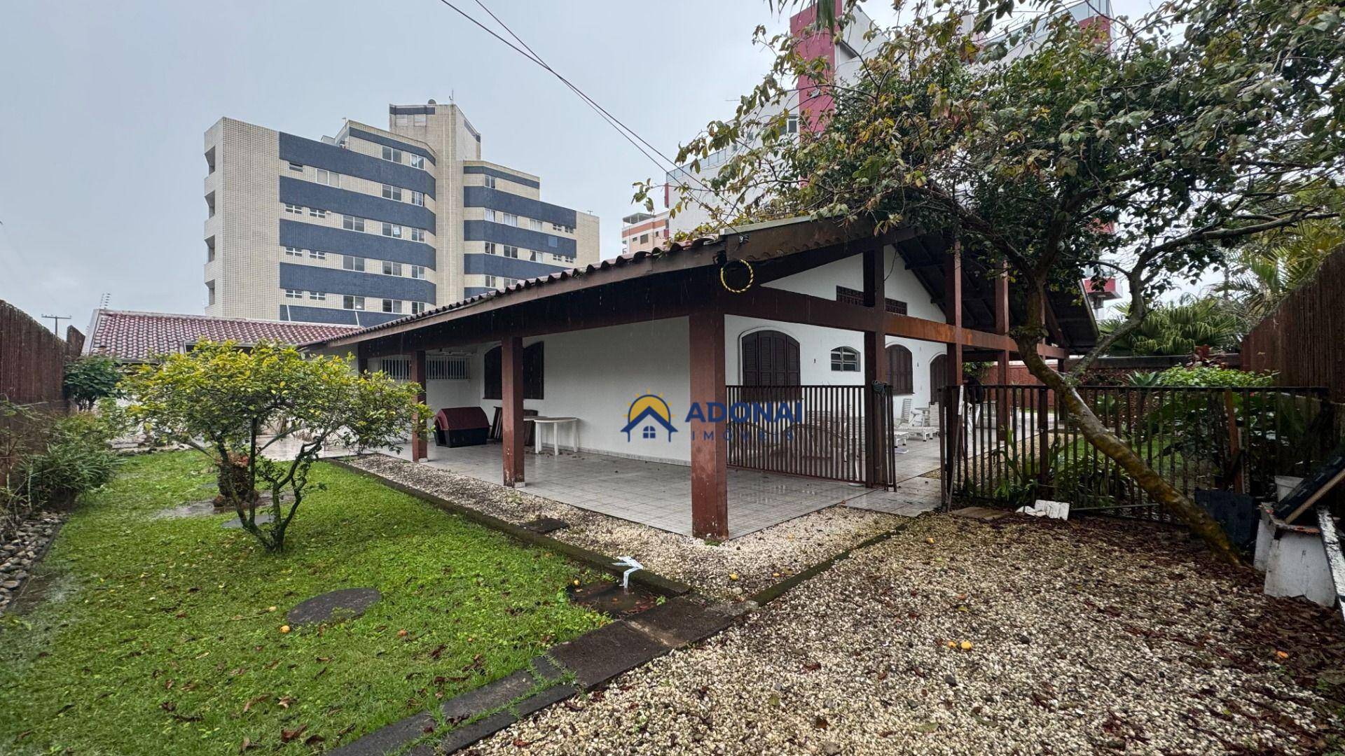 Casa, 5 quartos, 381 m² - Foto 1