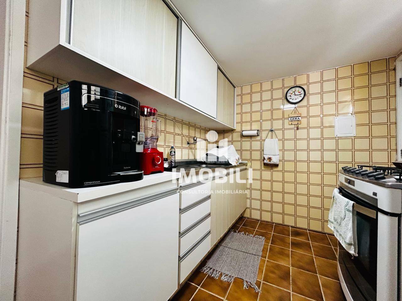 Apartamento à venda com 3 quartos, 106m² - Foto 18