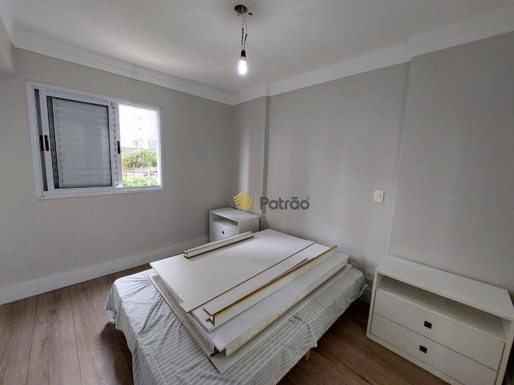 Apartamento à venda com 2 quartos, 70m² - Foto 9