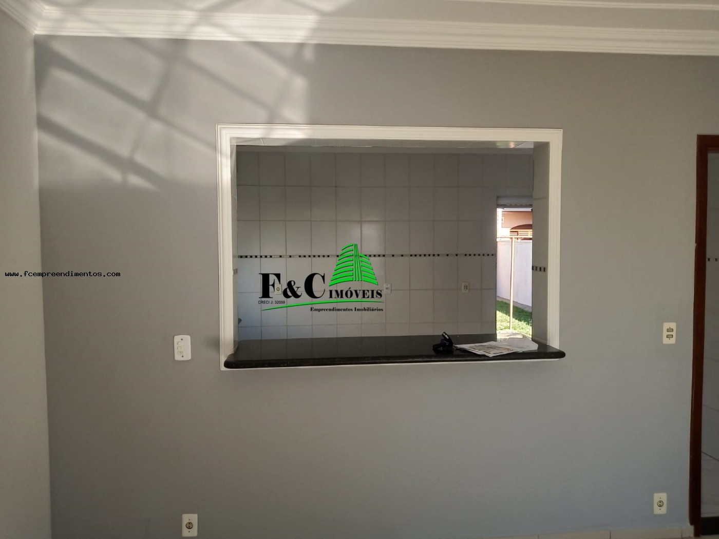 Casa de Condomínio para alugar com 3 quartos, 300m² - Foto 12