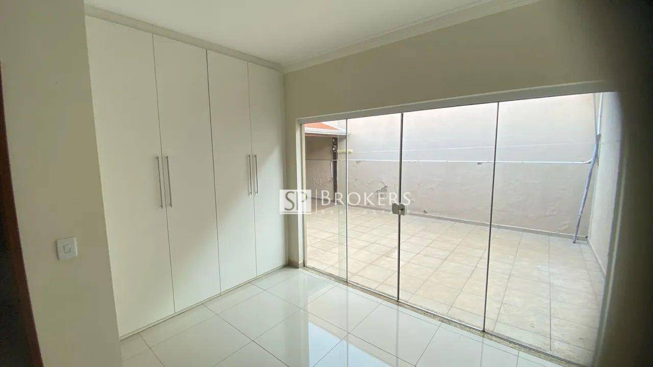 Casa à venda com 3 quartos, 230m² - Foto 28