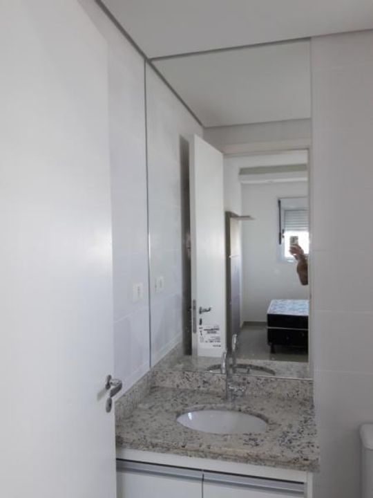 Apartamento à venda com 2 quartos, 60m² - Foto 35