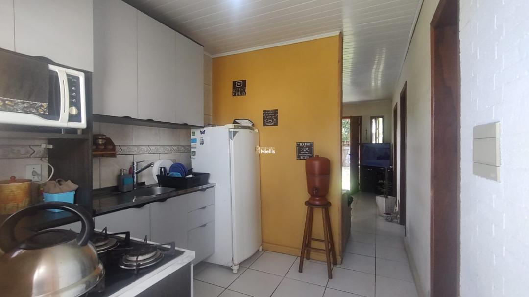 Casa à venda com 2 quartos, 60m² - Foto 26