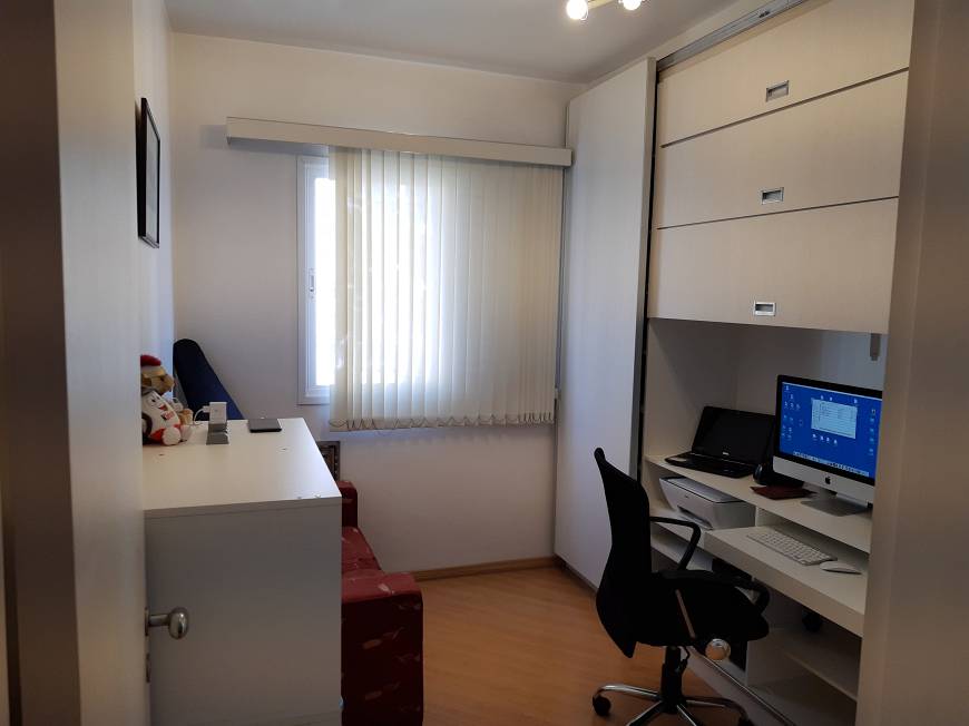 Apartamento à venda com 3 quartos, 145m² - Foto 17