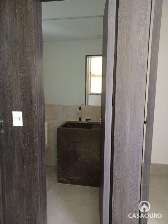 Apartamento à venda com 4 quartos, 281m² - Foto 10