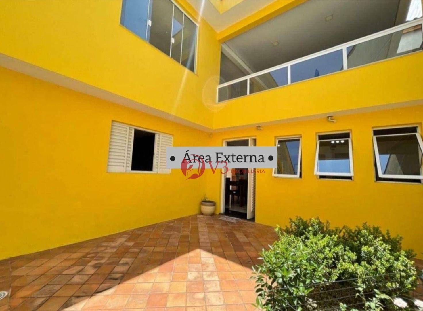 Sobrado à venda com 4 quartos, 267m² - Foto 2