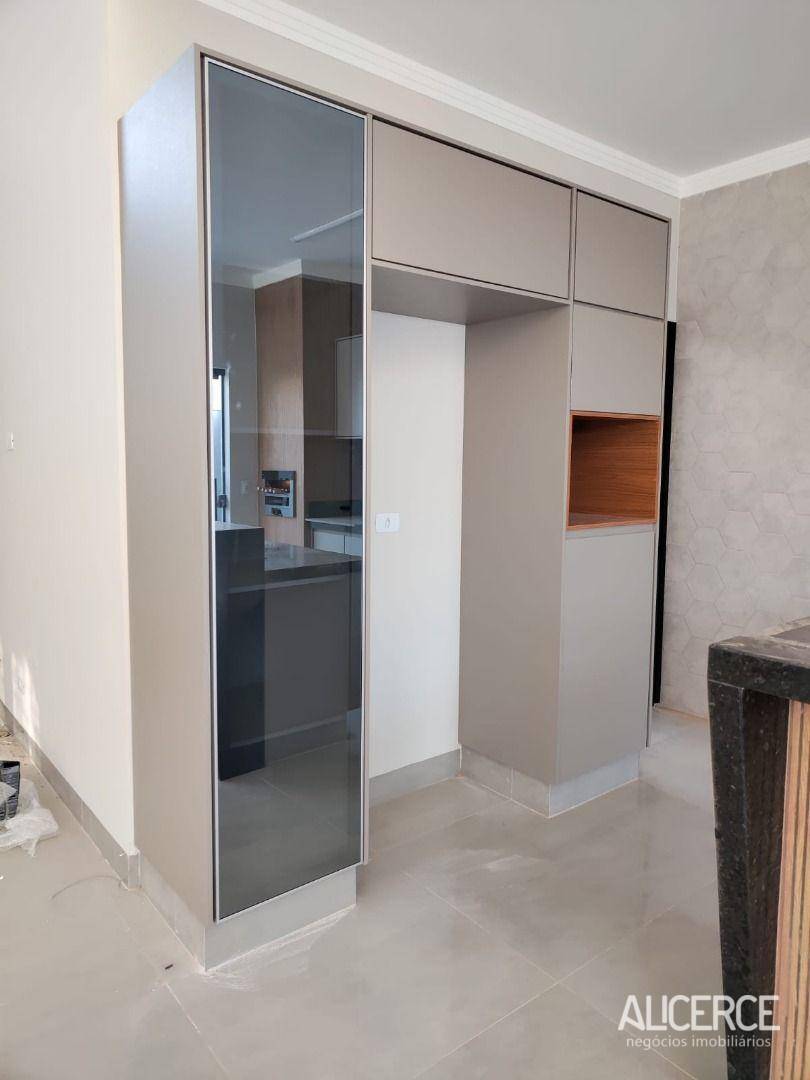 Casa de Condomínio à venda com 3 quartos, 141m² - Foto 4