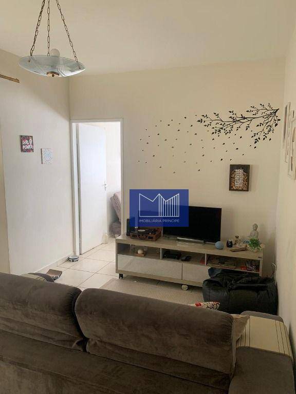 Apartamento à venda com 3 quartos, 70m² - Foto 1