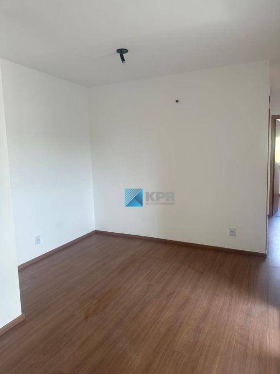 Apartamento à venda com 2 quartos, 63m² - Foto 13