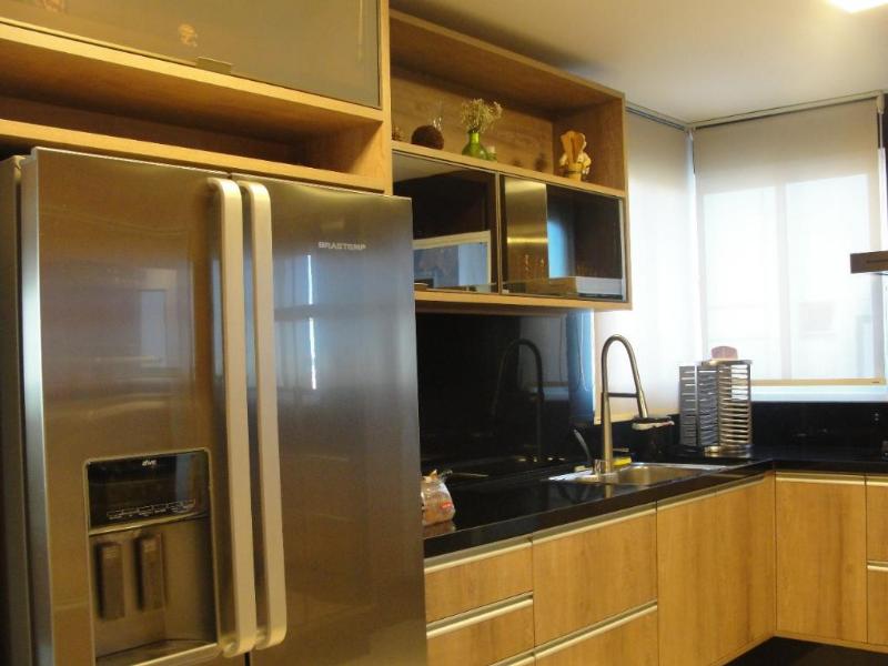 Apartamento à venda com 3 quartos, 215m² - Foto 8