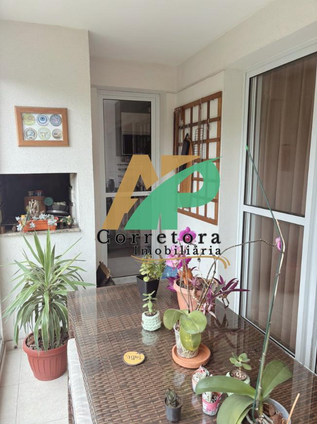 Apartamento à venda com 3 quartos, 126m² - Foto 10