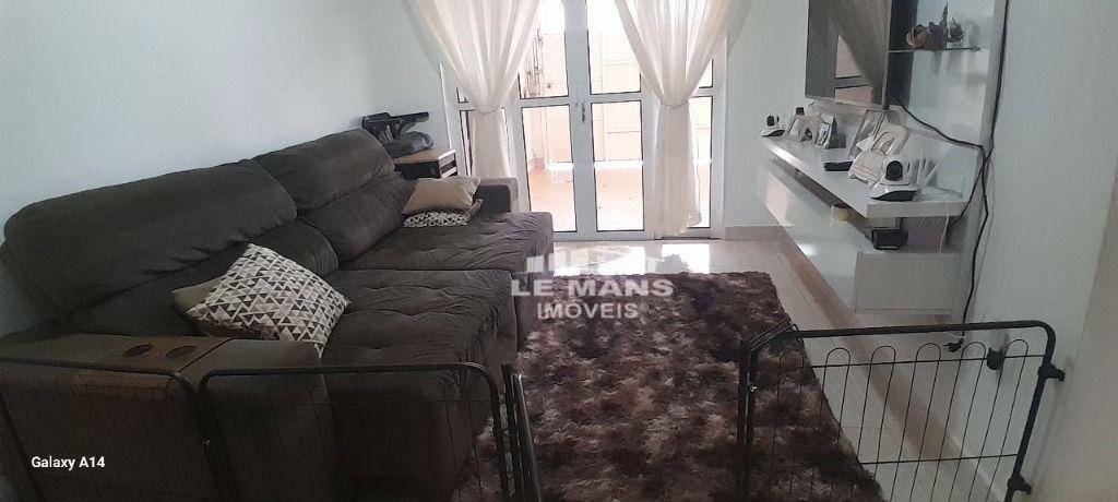 Casa à venda com 5 quartos, 200m² - Foto 46
