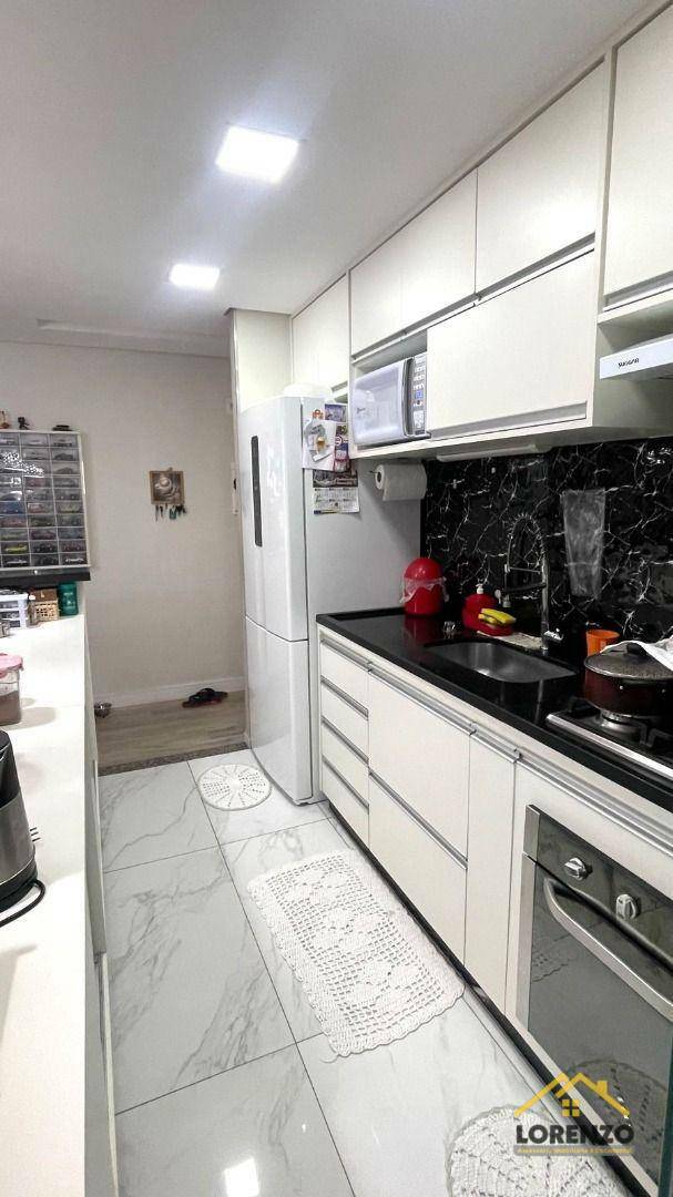 Apartamento à venda com 3 quartos, 74m² - Foto 10