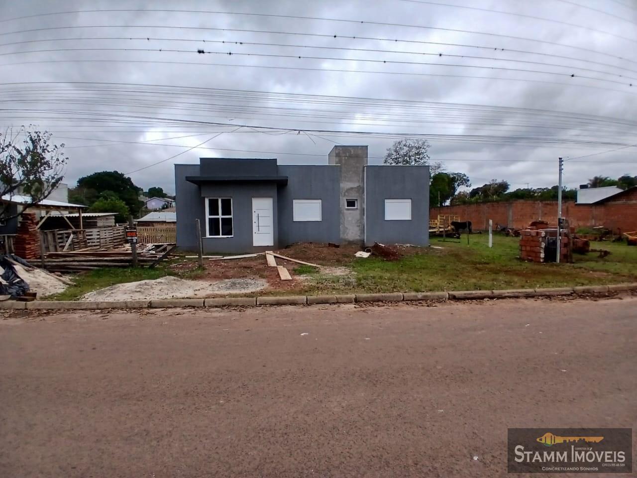 Casa à venda com 2 quartos, 200m² - Foto 2