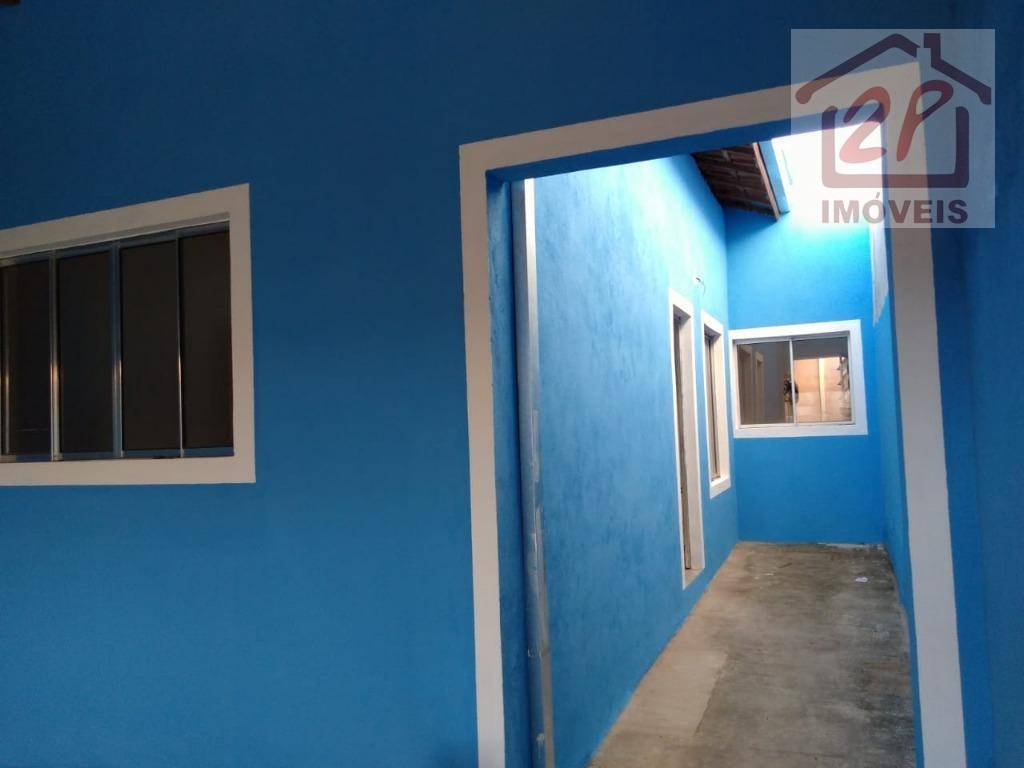 Casa à venda com 3 quartos, 125M2 - Foto 1