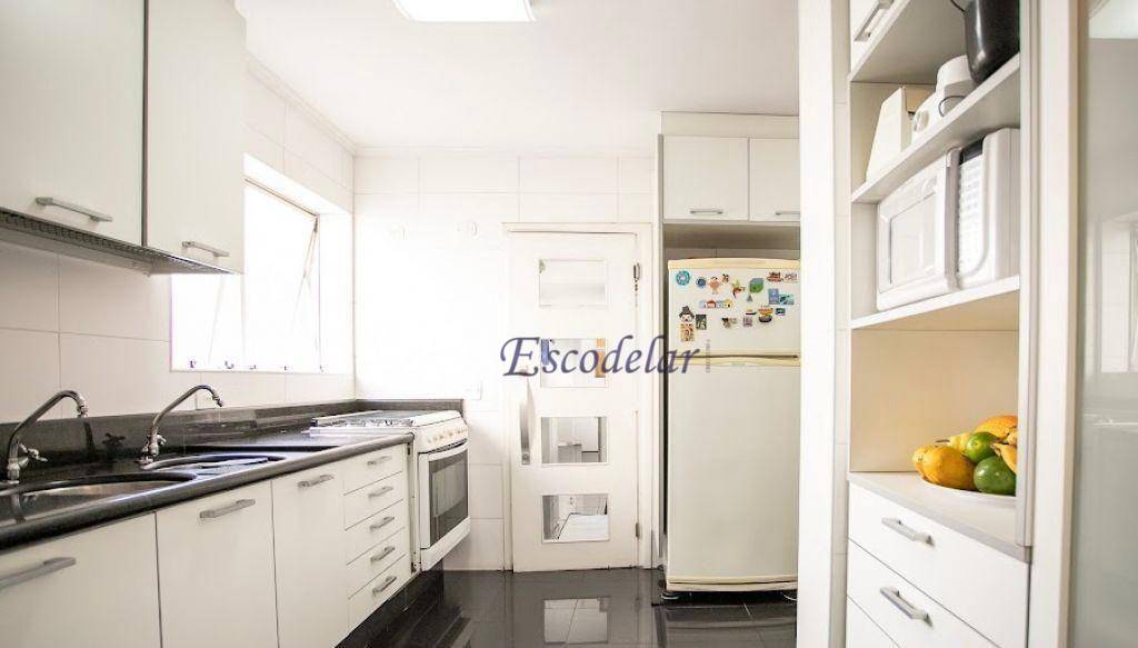 Apartamento à venda com 3 quartos, 170m² - Foto 11