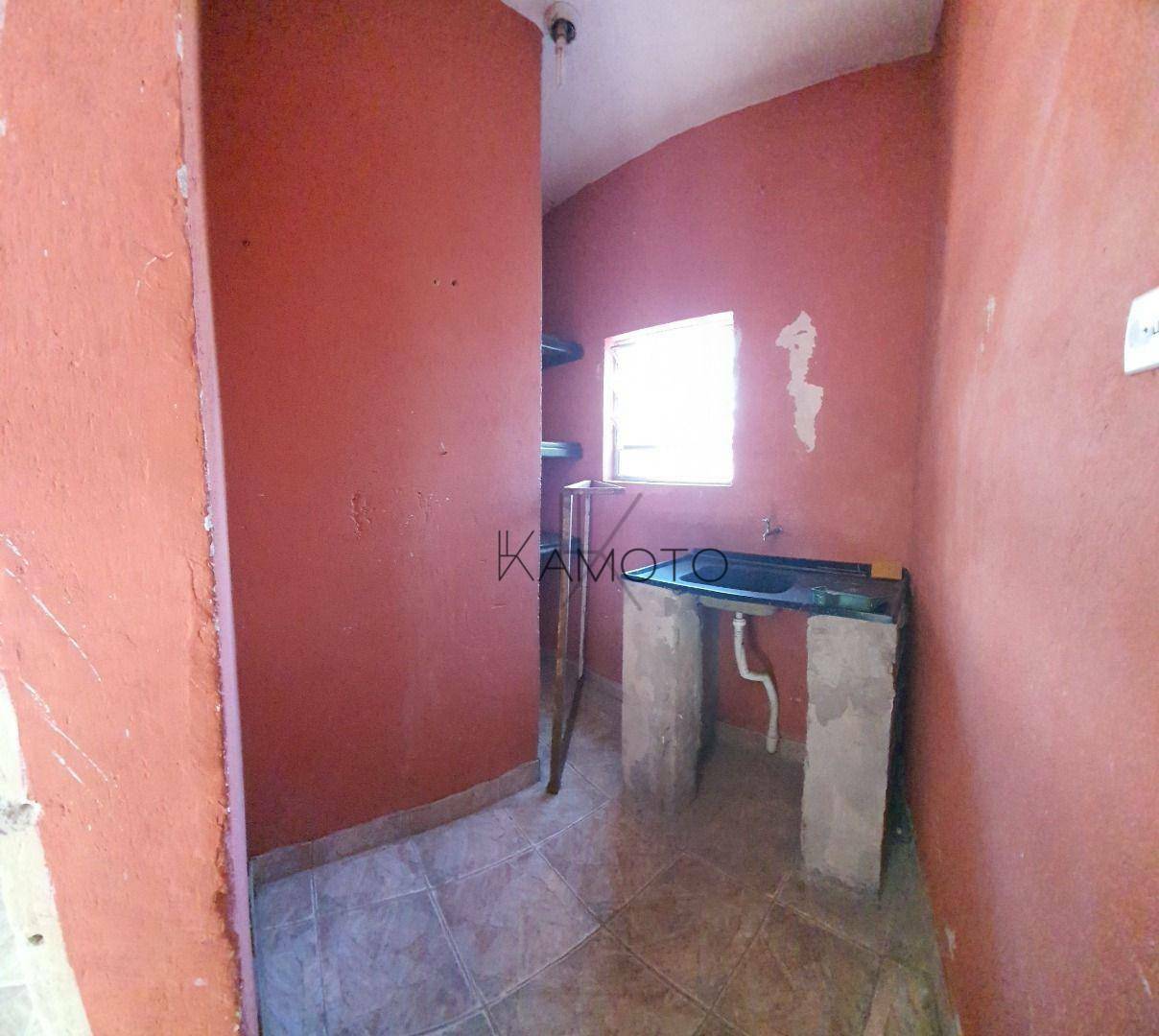 Sobrado à venda com 6 quartos, 300m² - Foto 42