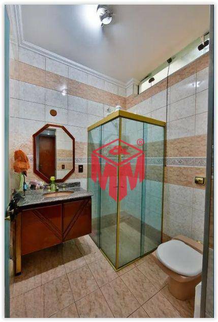 Sobrado à venda e aluguel com 3 quartos, 315m² - Foto 43
