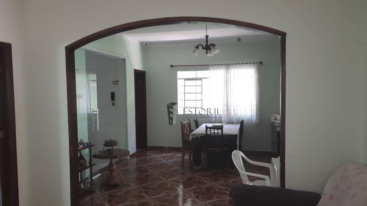 Casa à venda com 3 quartos - Foto 4