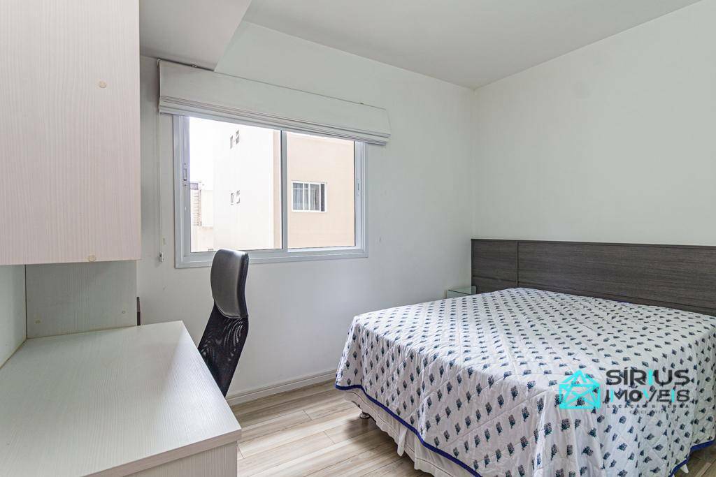 Apartamento para alugar com 1 quarto, 48m² - Foto 4