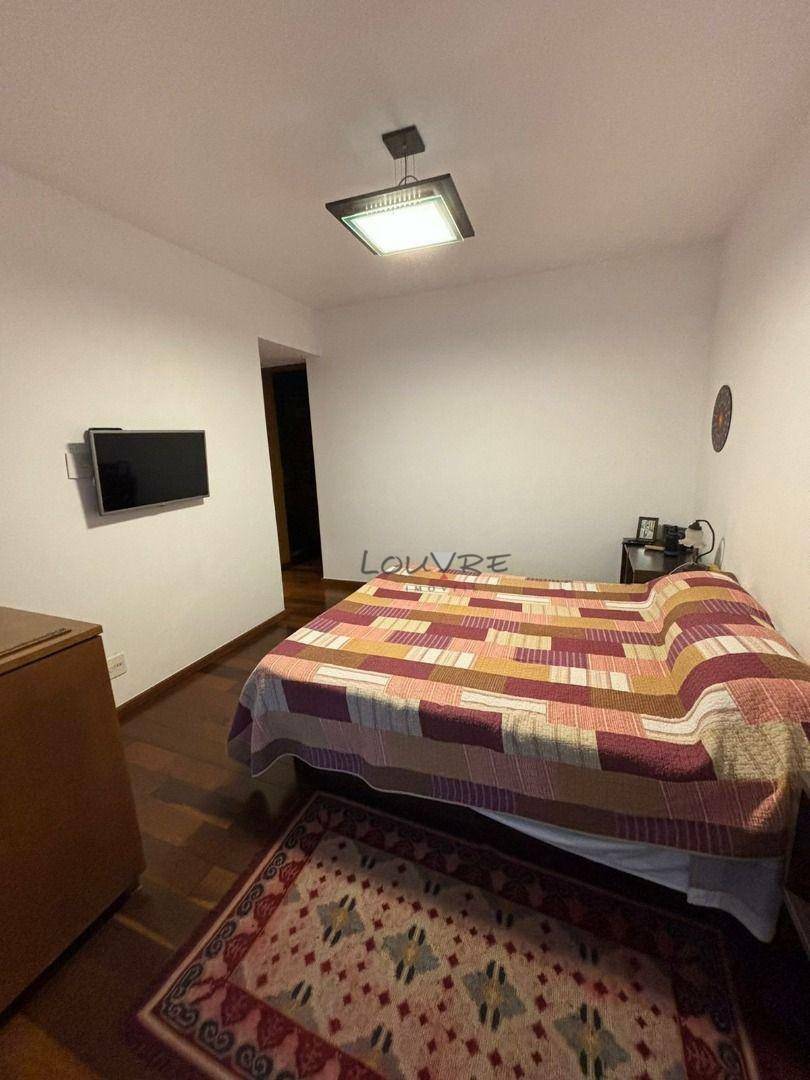 Apartamento para alugar com 3 quartos, 173m² - Foto 37