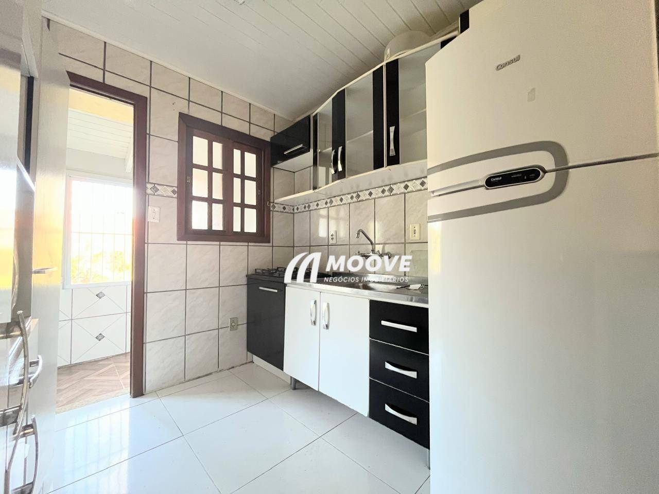 Casa à venda com 2 quartos, 54m² - Foto 4