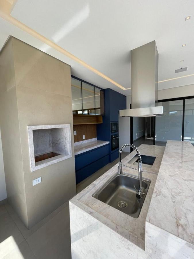 Casa à venda com 3 quartos, 223m² - Foto 23
