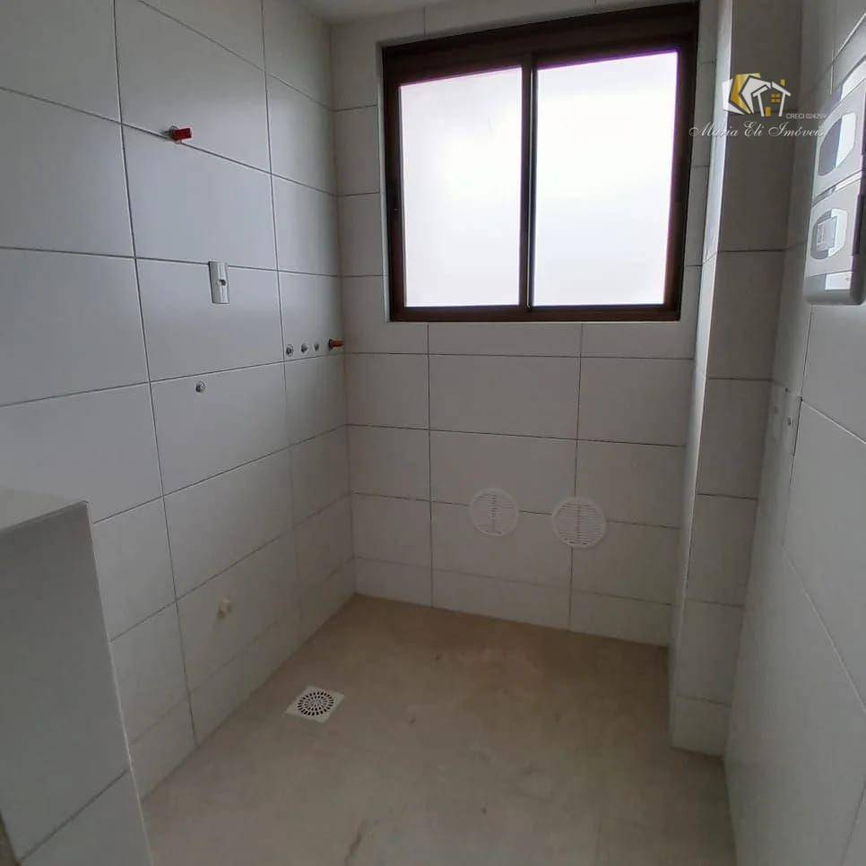 Apartamento à venda com 3 quartos, 83m² - Foto 3